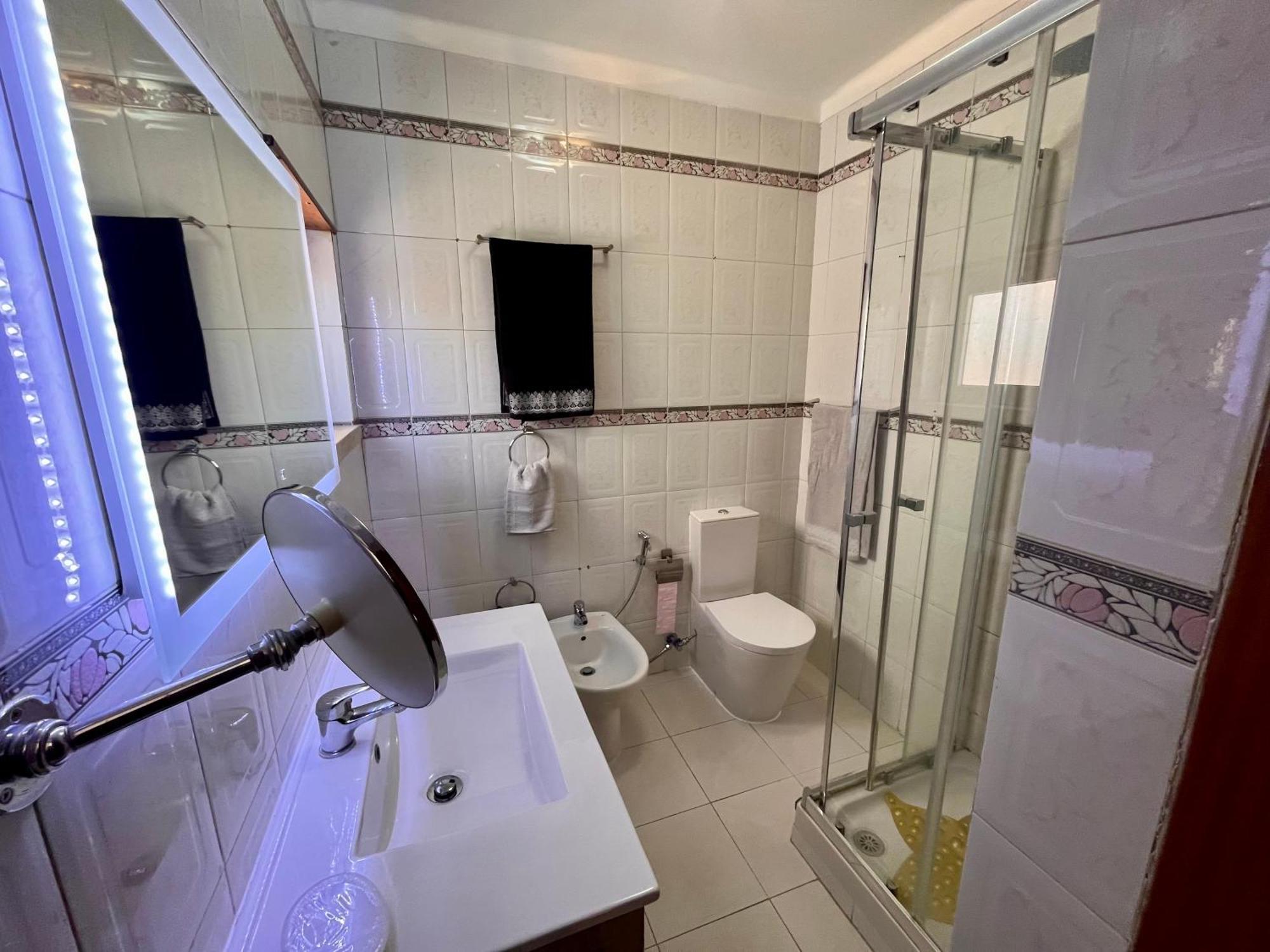 カパリカQuarto Boa Localizacao Com Cozinha E Casa De Banhoアパートメント エクステリア 写真