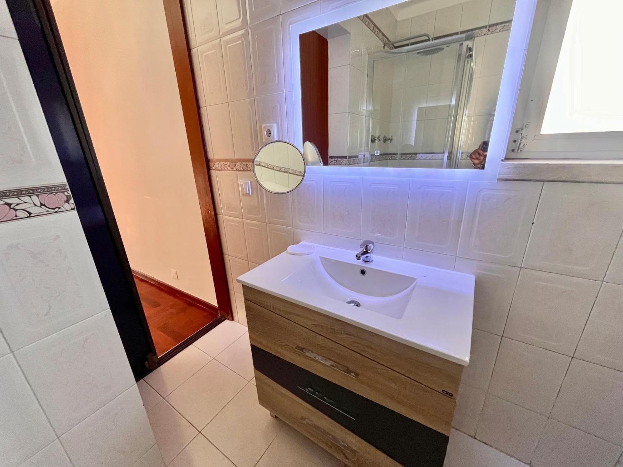 カパリカQuarto Boa Localizacao Com Cozinha E Casa De Banhoアパートメント エクステリア 写真